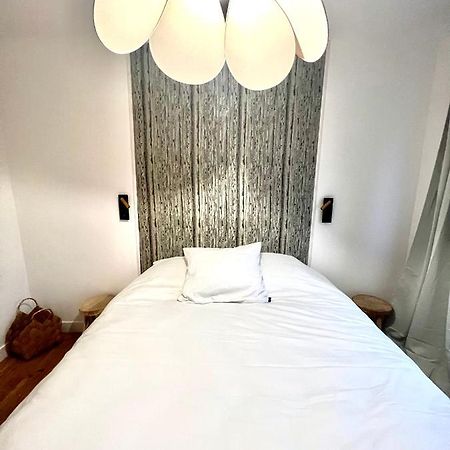 Les Suites Du Beffroi 2 Calais Exterior foto