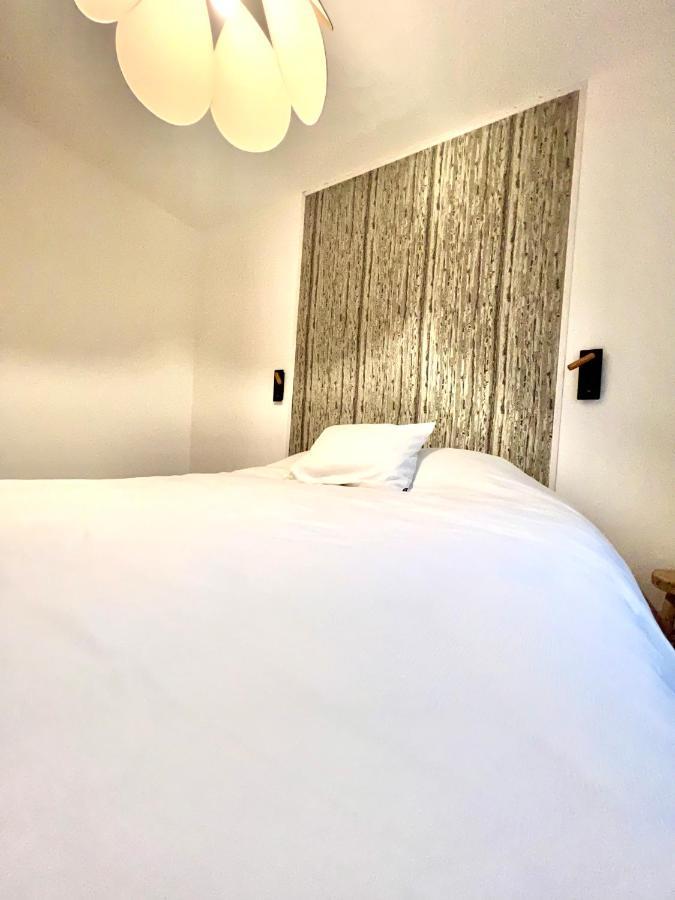 Les Suites Du Beffroi 2 Calais Exterior foto